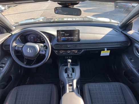 Used 2026 Honda HR-V Sport image 18