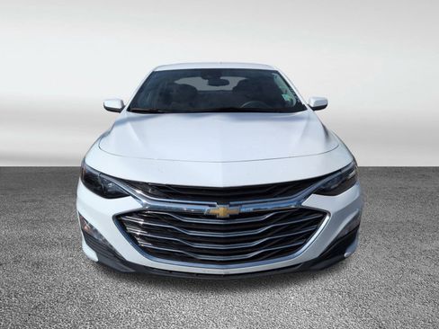Used 2025 Chevrolet Malibu LT image 14