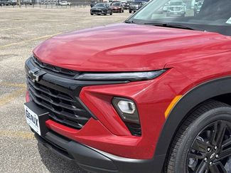 New 2026 Chevrolet TrailBlazer LT w/ Midnight Edition FWD video 2