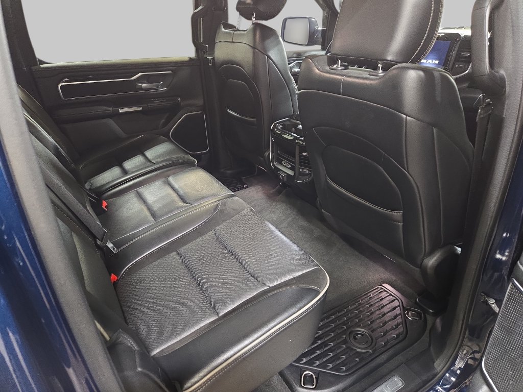 Used 2020 RAM 1500 Laramie w/ Sport Appearance Package AWD/4WD image 13