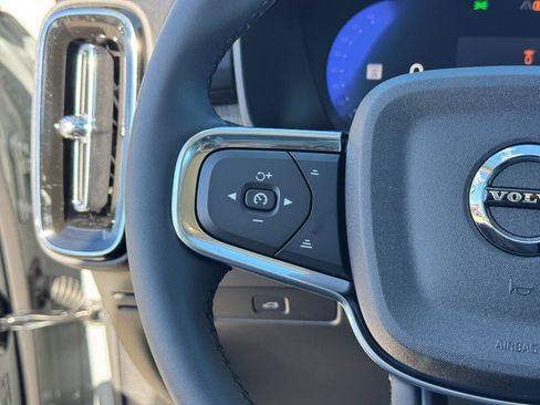 New 2026 Volvo XC40 B5 Plus w/ Protection Package Premier image 28