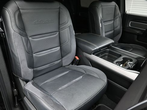 Used 2023 RAM 2500 Big Horn w/ Level B Equipment Group image 40