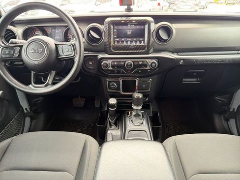 Used 2022 Jeep Wrangler Unlimited Sport AWD/4WD image 9