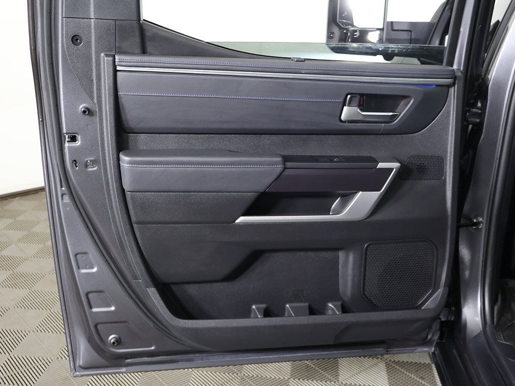 Used 2022 Toyota Tundra Platinum AWD/4WD image 27