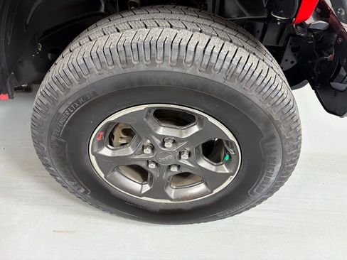 Used 2020 Jeep Gladiator Rubicon image 11