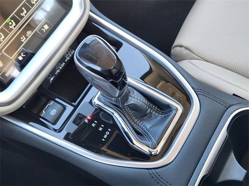 Certified 2025 Subaru Legacy Limited image 21