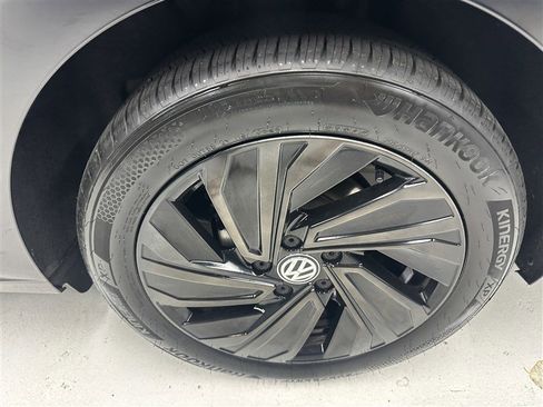 Used 2019 Volkswagen Jetta SEL Premium FWD image 16