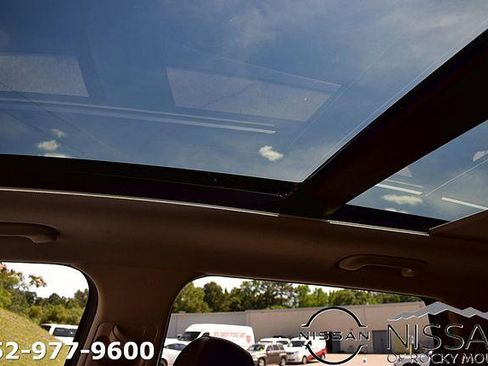 Used 2021 Kia Sorento S w/ Panoramic Sunroof Package AWD/4WD image 29