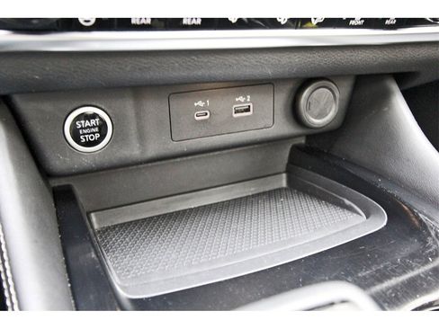 Certified 2022 Nissan Rogue SL w/ SL Premium Package image 23