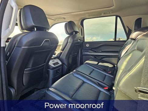 Used 2025 Lincoln Navigator L Reserve AWD/4WD image 14