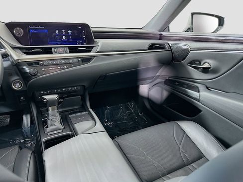 Used 2020 Lexus ES 350 w/ Accessory Package 2 FWD image 26