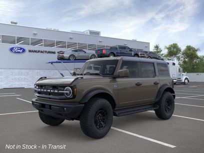 New 2026 Ford Bronco Outer Banks w/ Sasquatch Package