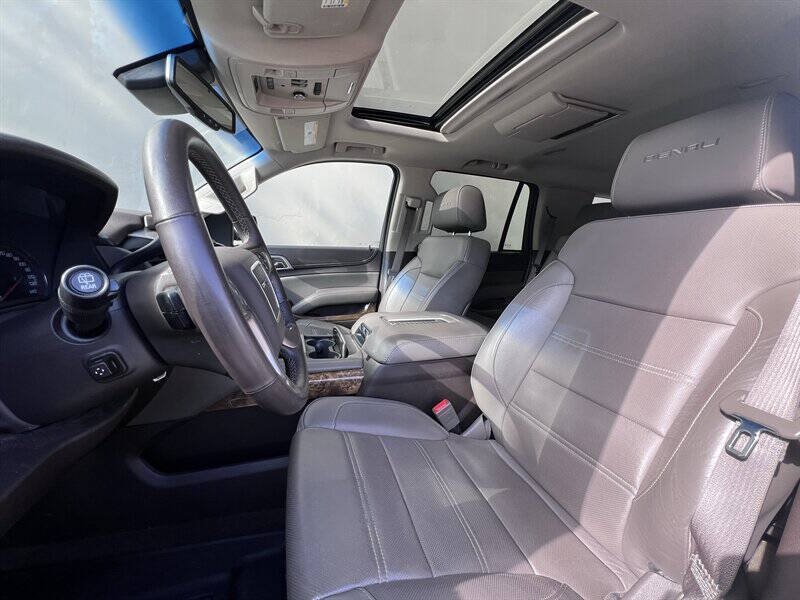 Used 2016 GMC Yukon Denali w/ Open Road Package AWD/4WD image 6