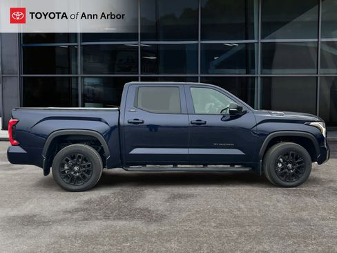 Used 2025 Toyota Tundra Limited image 12