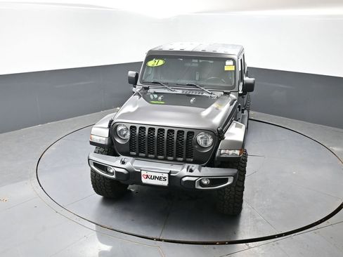 Used 2021 Jeep Gladiator Sport AWD/4WD image 46