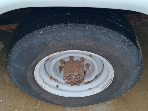 Used 2006 Ford E-350 and Econoline 350 Super Duty image 21