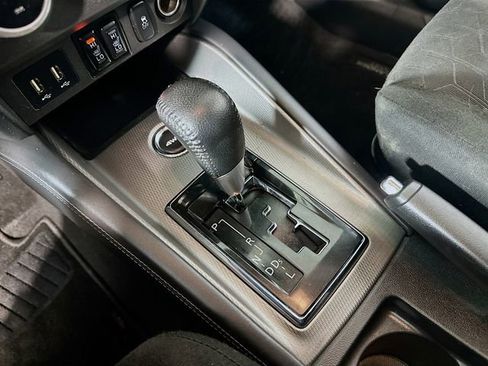 Used 2020 Mitsubishi Outlander Sport ES image 19