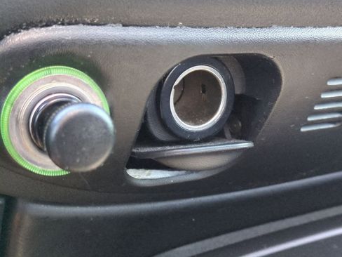 Used 2002 Lincoln Blackwood image 29