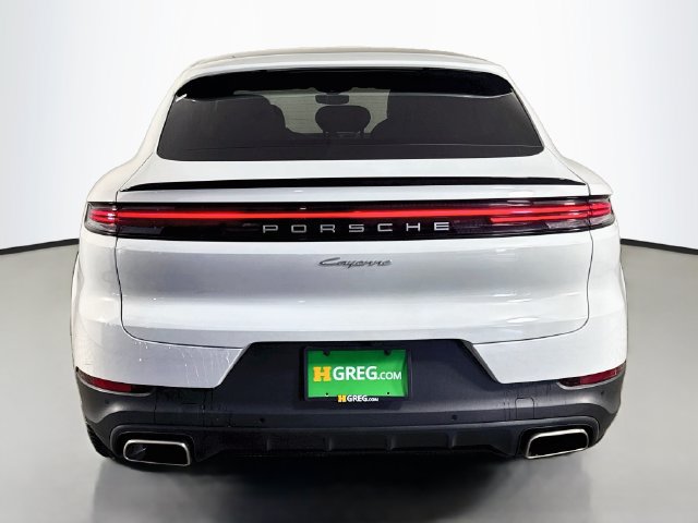 Used 2024 Porsche Cayenne Coupe AWD/4WD image 8