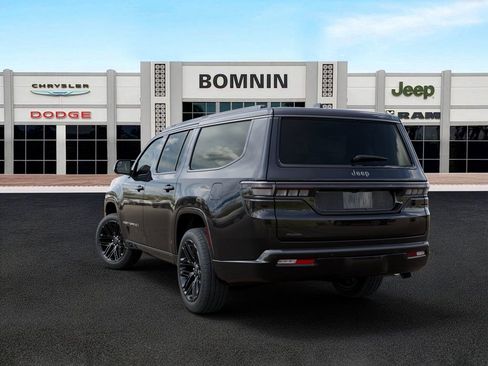 New 2026 Jeep Grand Wagoneer L Limited AWD/4WD image 3