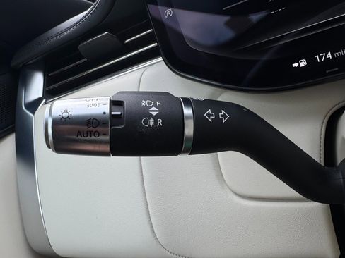 Used 2022 Land Rover Range Rover SE image 64