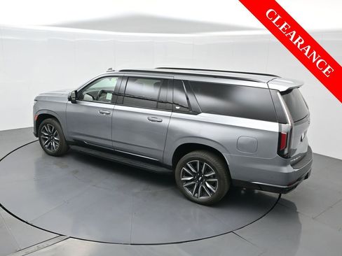 Used 2024 Cadillac Escalade ESV Sport w/ Heavy-Duty Trailer Package image 65