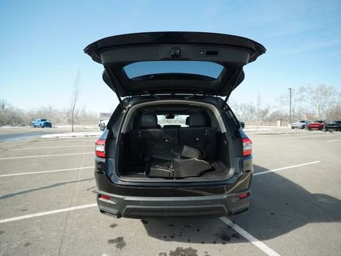 Used 2023 Honda Pilot Elite image 18