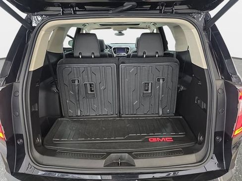 Used 2023 GMC Acadia Denali AWD/4WD image 35