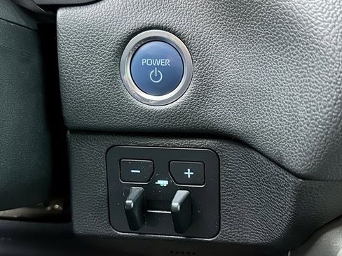 Used 2023 Toyota Sequoia Limited image 37