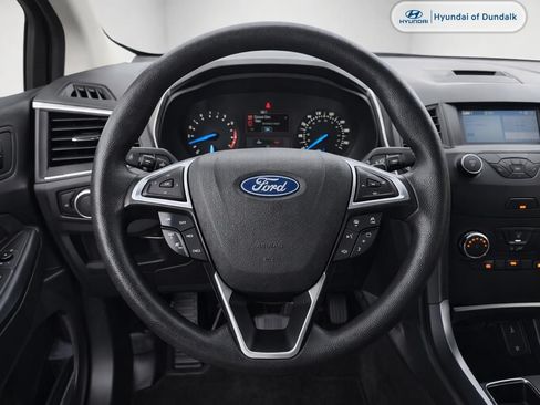 Used 2019 Ford Edge SE AWD/4WD image 11