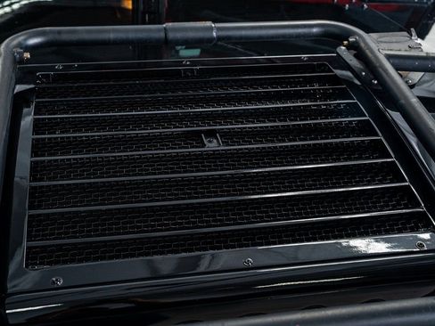 Used 2002 HUMMER H1 4-Door Wagon image 18