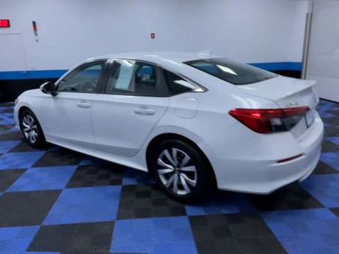 Certified 2024 Honda Civic LX image 6