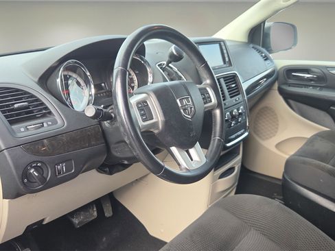 Used 2017 Dodge Grand Caravan SE w/ Power Window Group image 23