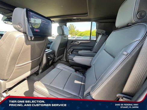 New 2026 GMC Yukon XL Denali w/ Denali Reserve Package AWD/4WD image 13
