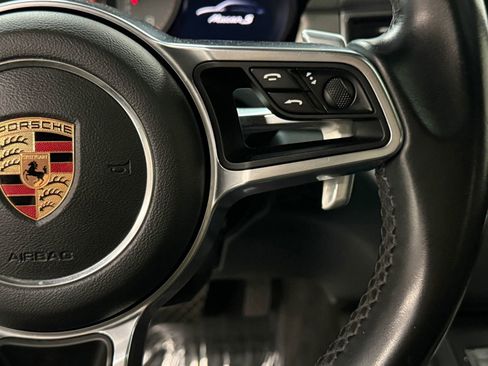 Used 2018 Porsche Macan S image 26