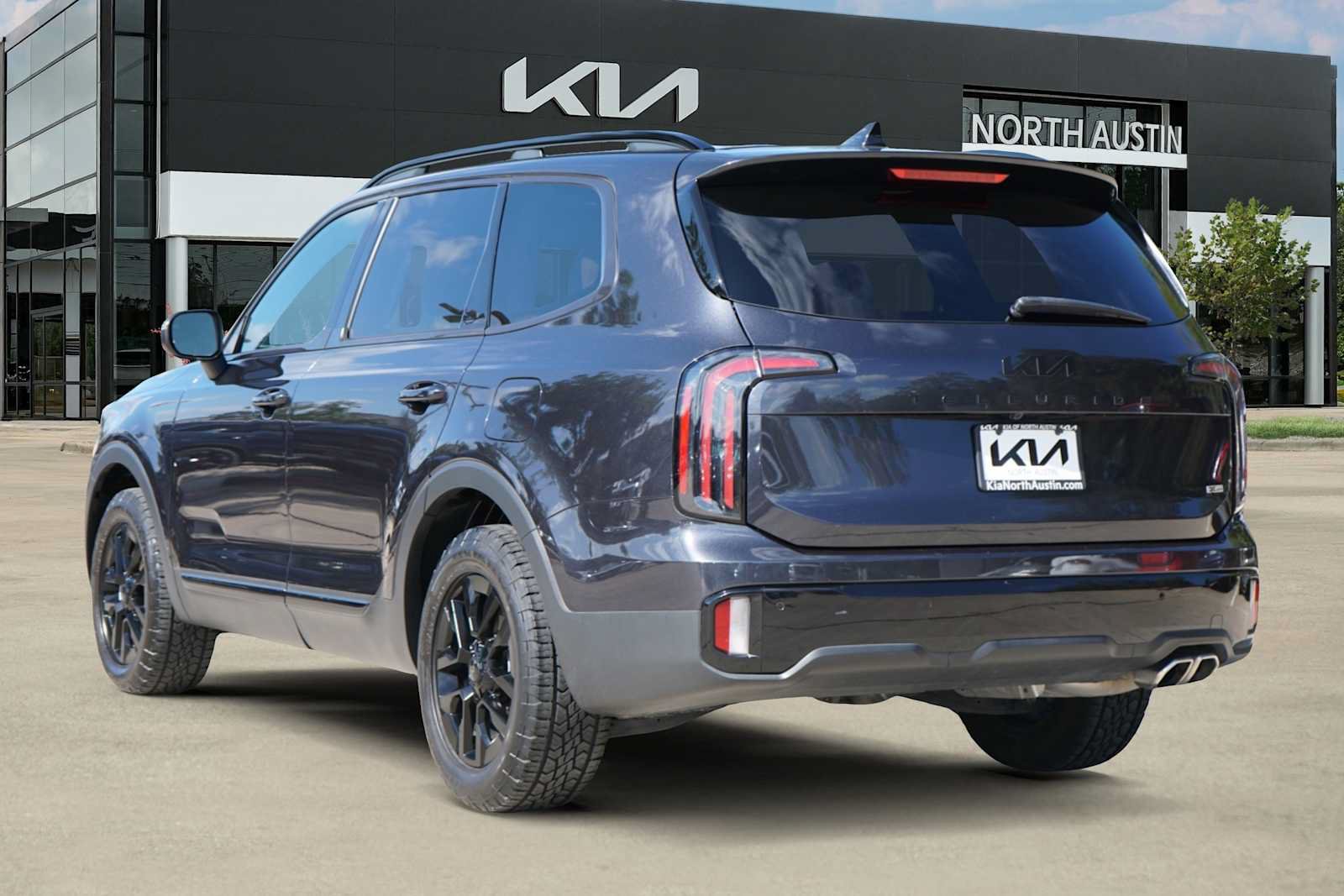 Certified 2025 Kia Telluride AWD image 4