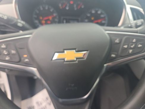 Used 2024 Chevrolet Equinox LS FWD image 14