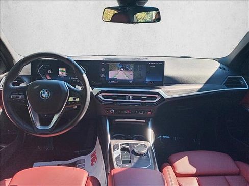 Used 2024 BMW 330e image 15