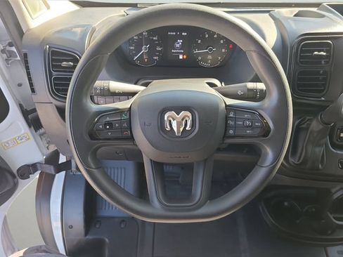 Used 2025 RAM ProMaster 2500 w/ Convenience Group FWD image 19
