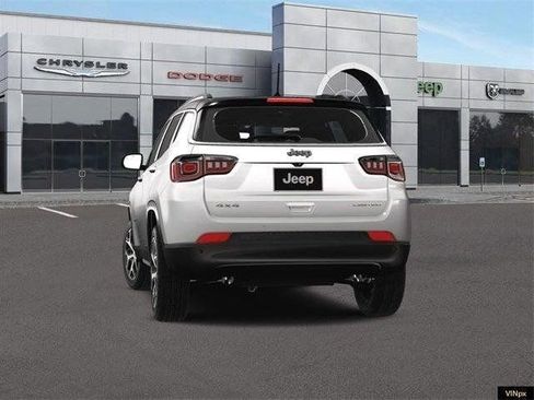 Used 2024 Jeep Compass Limited w/ Sun and Sound Group image 13