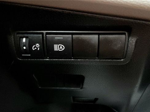 Certified 2023 Toyota Corolla Cross L image 44