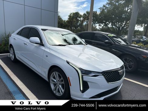 Used 2023 Cadillac CT4 Luxury RWD image 1