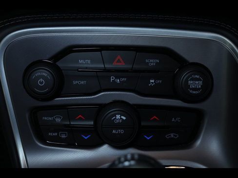 Used 2022 Dodge Challenger R/T w/ Driver Convenience Group image 22