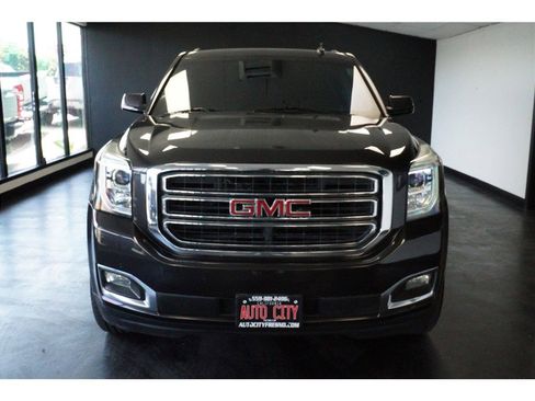 Used 2017 GMC Yukon SLE w/ SLE Value Package RWD image 2