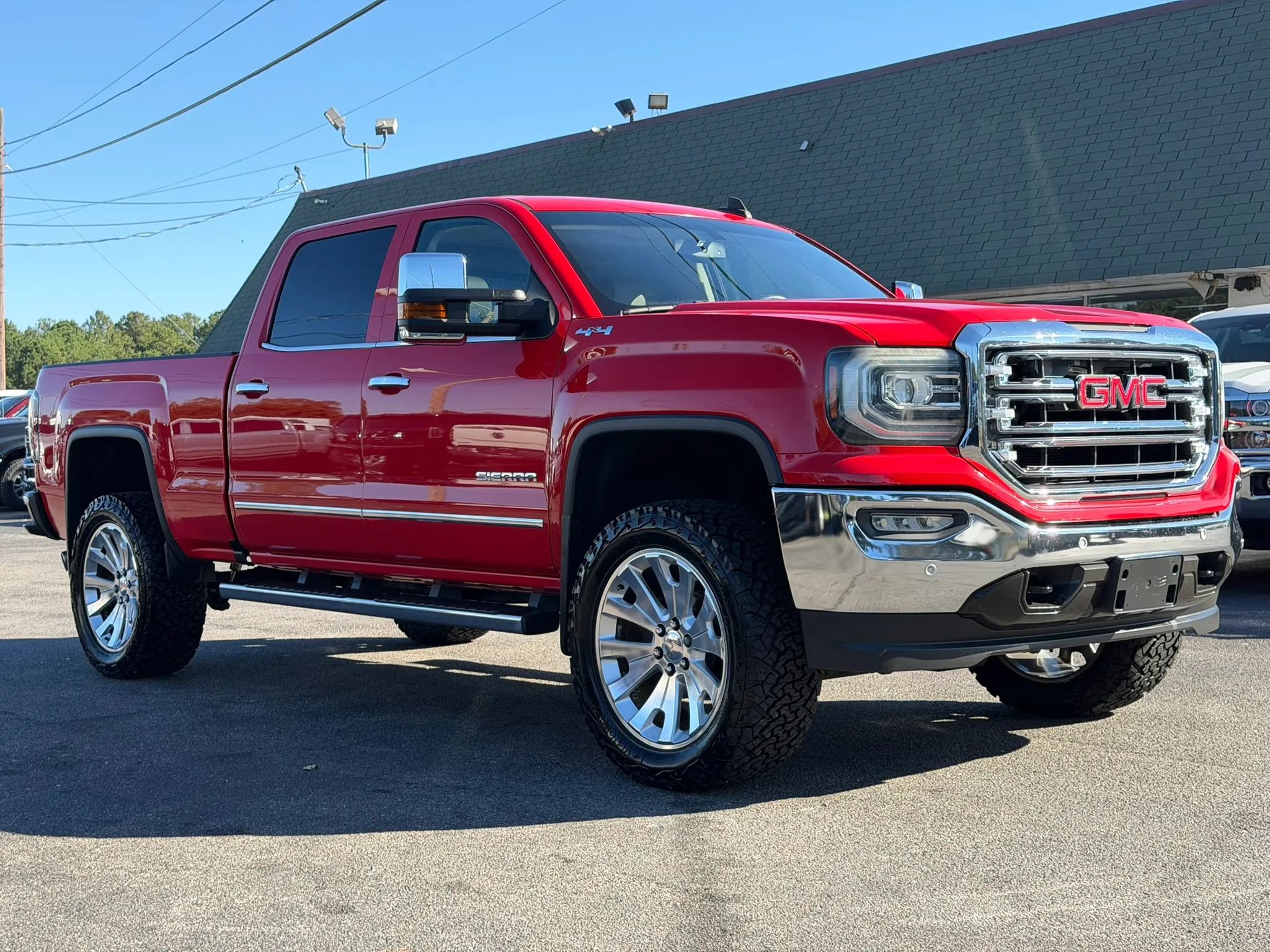 Used 2016 GMC Sierra 1500 SLT w/ SLT Premium Package AWD/4WD image 3