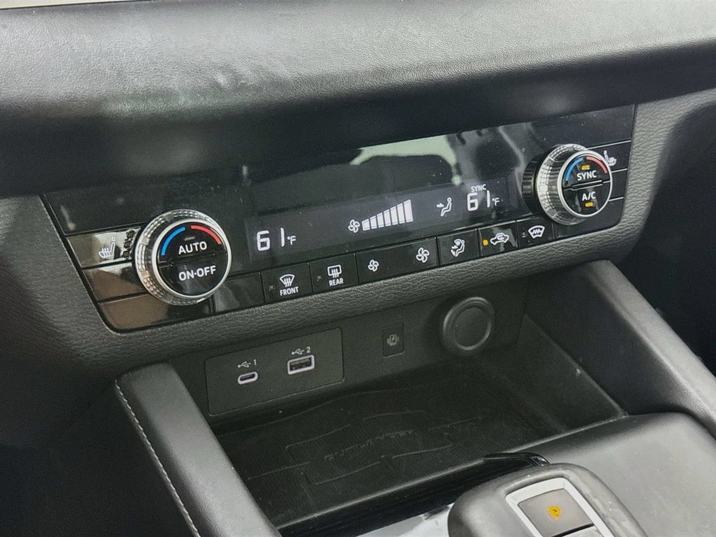 Used 2022 Mitsubishi Outlander SE AWD/4WD image 19