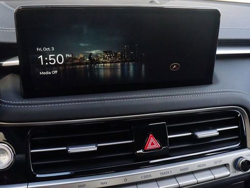 Certified 2026 Genesis G70 3.3T Sport Prestige image 9