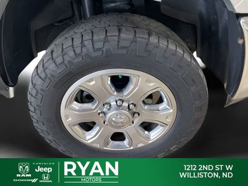 Used 2018 RAM 2500 Laramie w/ Cold Weather Group AWD/4WD image 15
