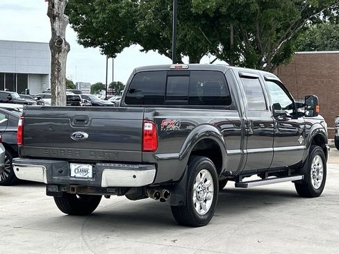 Used 2016 Ford F250 Lariat w/ Lariat Interior Package AWD/4WD image 4