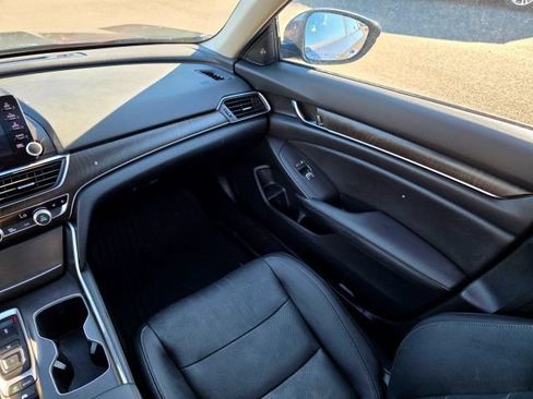 Used 2019 Honda Accord Touring image 26